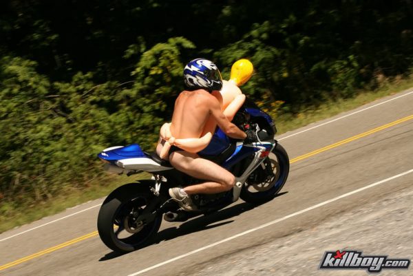 pengendara nyeleneh © 2017 brilio.net