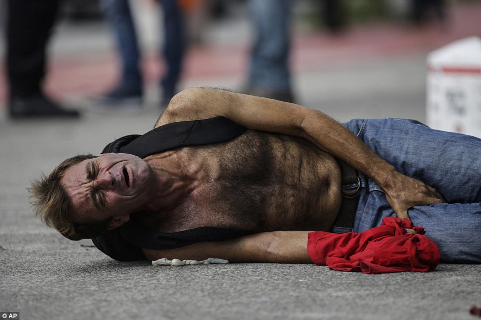 15 Potret amburadulnya kota di Brasil akibat ditinggal mogok polisinya