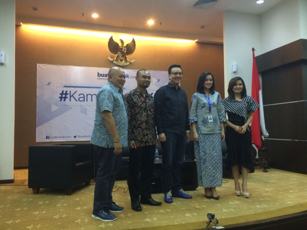 Buatkontrak.com © 2017 brilio.net