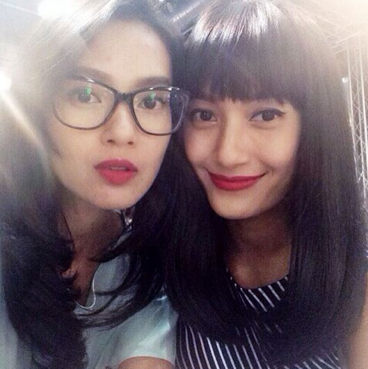 Refi Monika © 2017 instagram