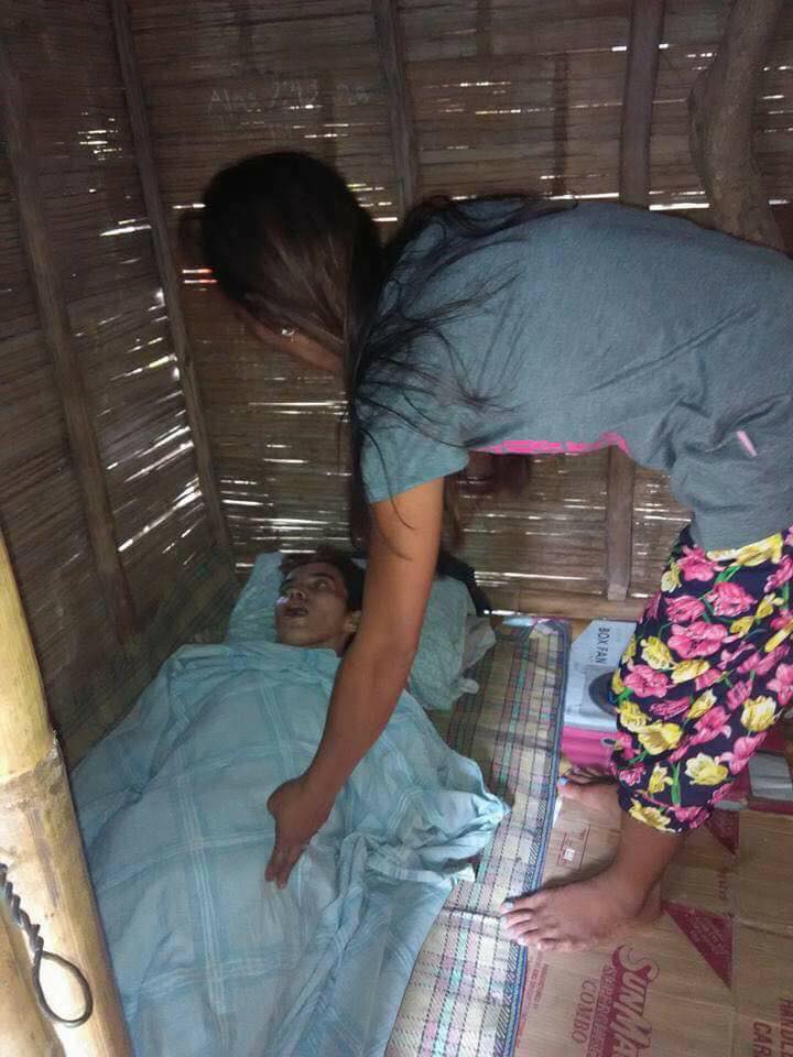 pria kayuh sepeda © 2017 facebook.com/jessie.hallig pria kayuh sepeda © 2017 facebook.com/jessie.hallig