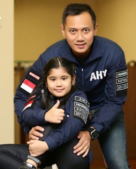 10 Foto kedekatan Agus Yudhoyono dengan sang putri, ayah idaman deh