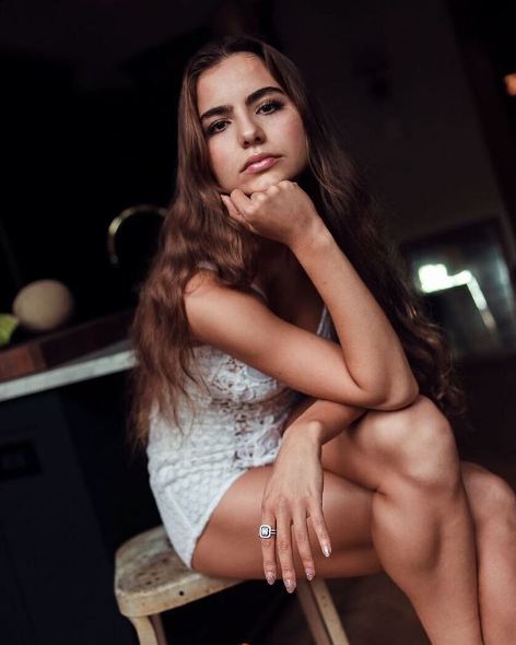 Violetta Ansel Elgort © 2017 brilio.net Violetta Ansel Elgort © 2017 brilio.net