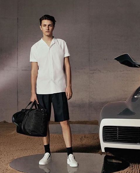 foto Anwar adik Bella dan Gigi Hadid © 2017 berbagai sumber