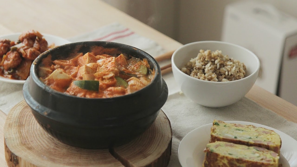 jokbal © 2017 brilio.net jokbal © 2017 brilio.net