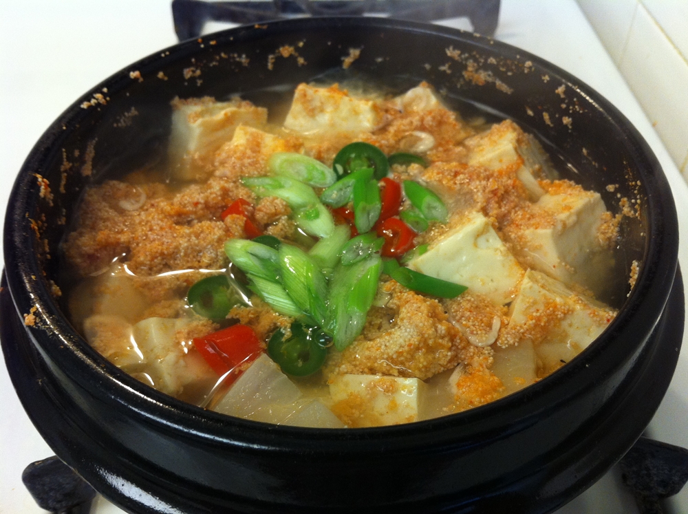 10 Makanan Korea ini bikin kamu kudu mikir dua kali sebelum mencobanya