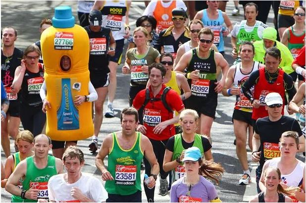 15 Kostum gagal paham para pelari ini bikin susah nahan ketawa