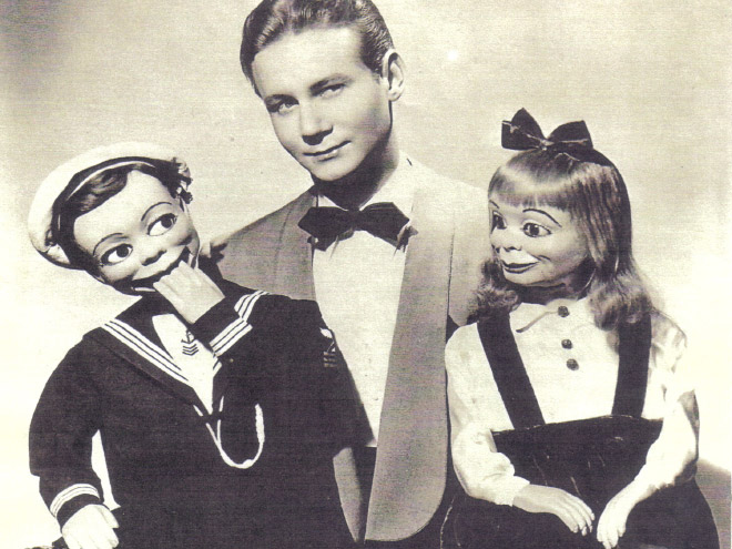 Wayang Barat  © 2017 old pics archive 