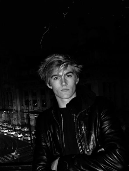 presley gerber putra cindy crawford © 2017 Instagram