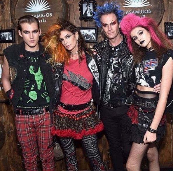 presley gerber putra cindy crawford © 2017 Instagram