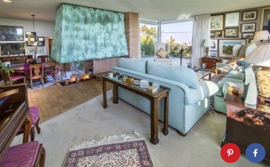 Rumah Baru Mandy Moore © 2017 brilio.net Rumah Baru Mandy Moore © 2017 brilio.net