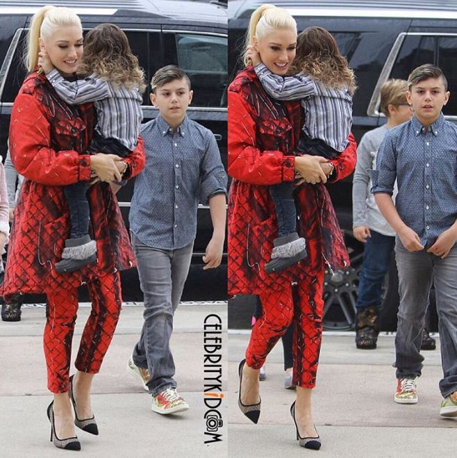 foto artis hollywood saat gendong anak © 2017 instagram foto artis hollywood saat gendong anak © 2017 instagram