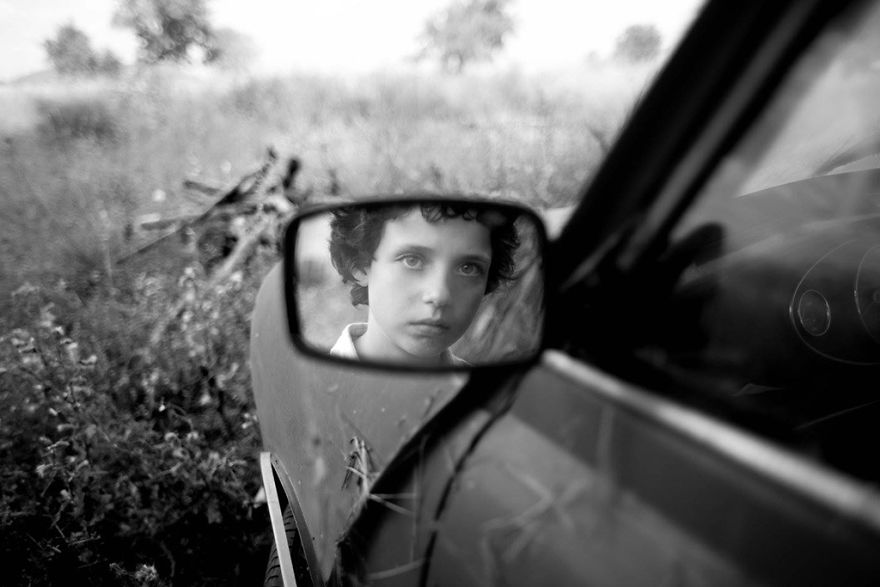 foto bw anak © 2017 brilio.net