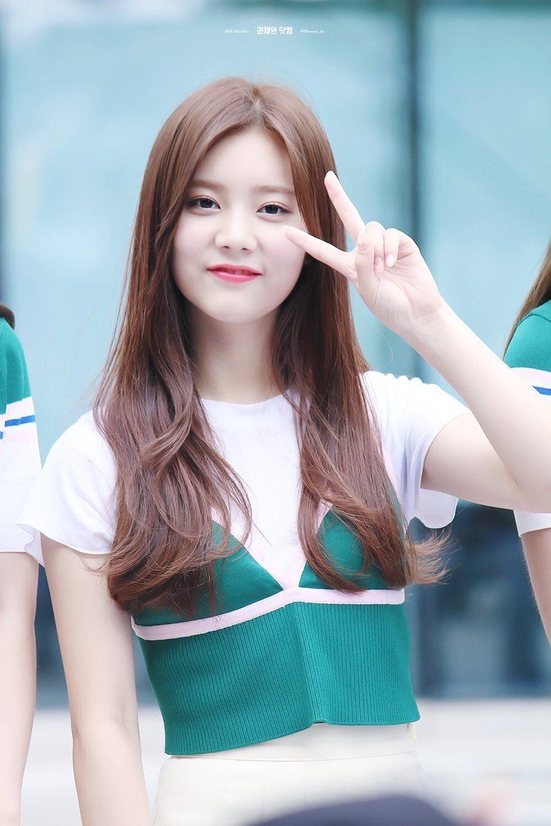 Girl Band K-Pop 1999 © 2017 brilio.net Girl Band K-Pop 1999 © 2017 brilio.net