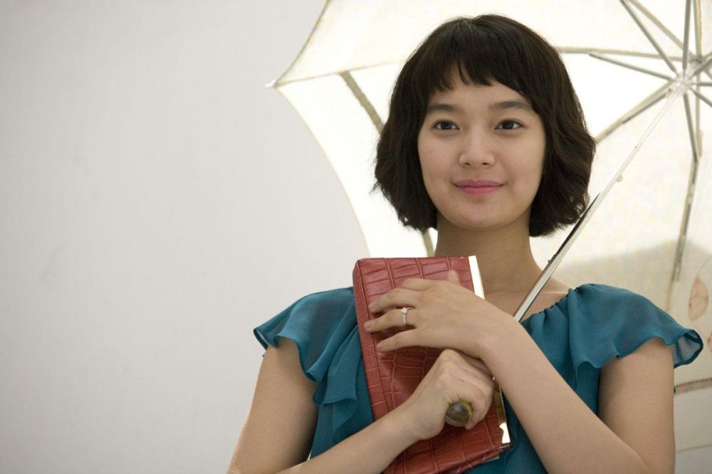 12 Foto aktris Shin Min-a dari debut vs sekarang, cantik banget kan ya