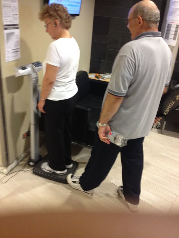 Candaan Romantis  © 2017 lifebuzz  Candaan Romantis  © 2017 lifebuzz