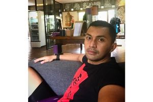 Kejebak banjir, yang dilakukan Anjasmara ini langsung viral