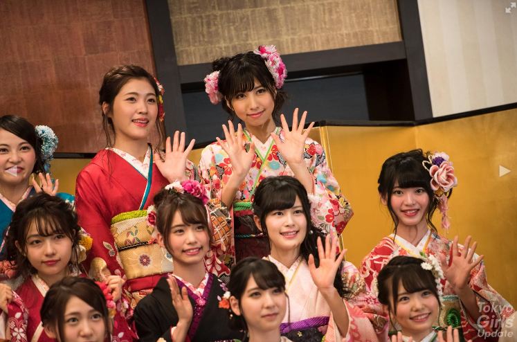AKB48 Pakai Kimono © 2017 brilio.net AKB48 Pakai Kimono © 2017 brilio.net