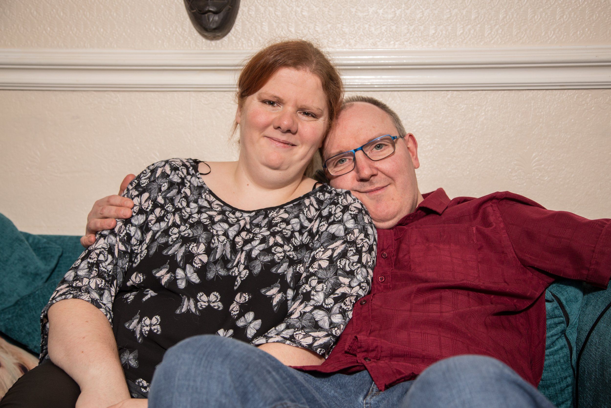 Perempuan ini alami kondisi langka, selalu bau seperti ikan