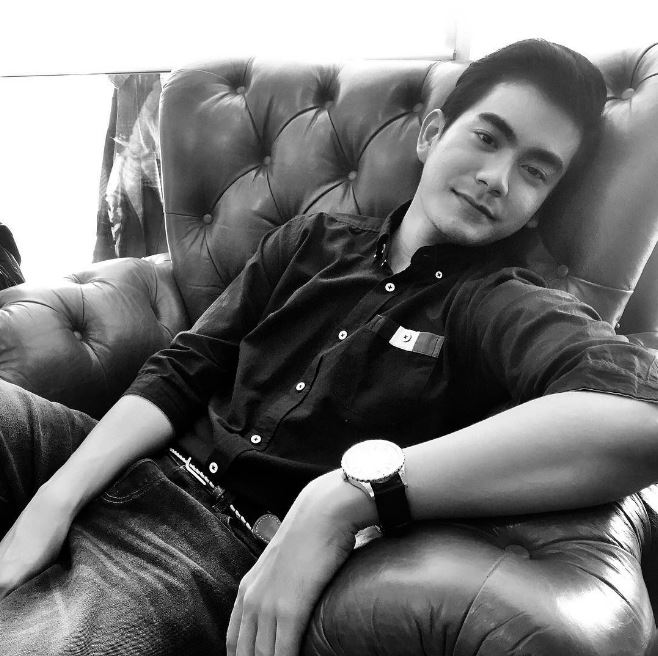 13 Foto Sean Jindachot, aktor ganteng Thailand yang mirip Dwi Andhika