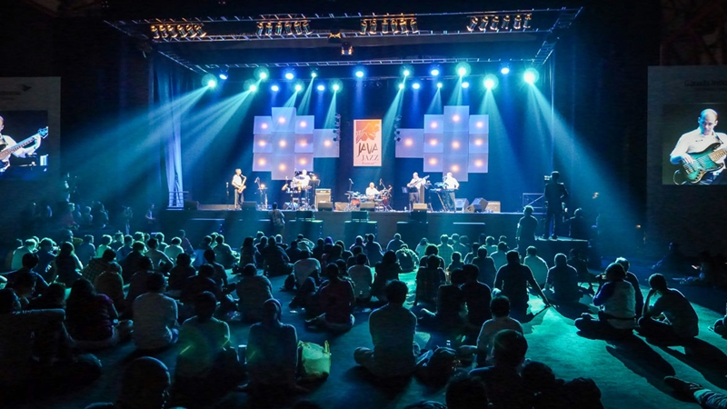 5 alasan nonton Java Jazz  © 2017 brilio.net