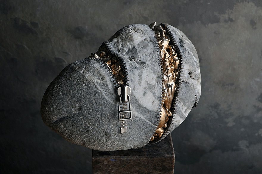 Batu bisa jadi elastis di tangan seniman Jepang ini, mantap abis