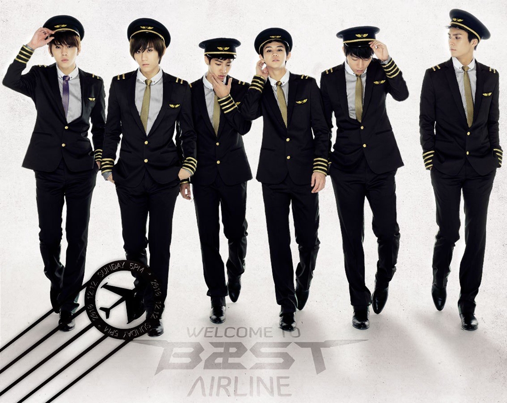 10 Idol K-Pop berseragam pilot & pramugari, jadi pengen diajak terbang
