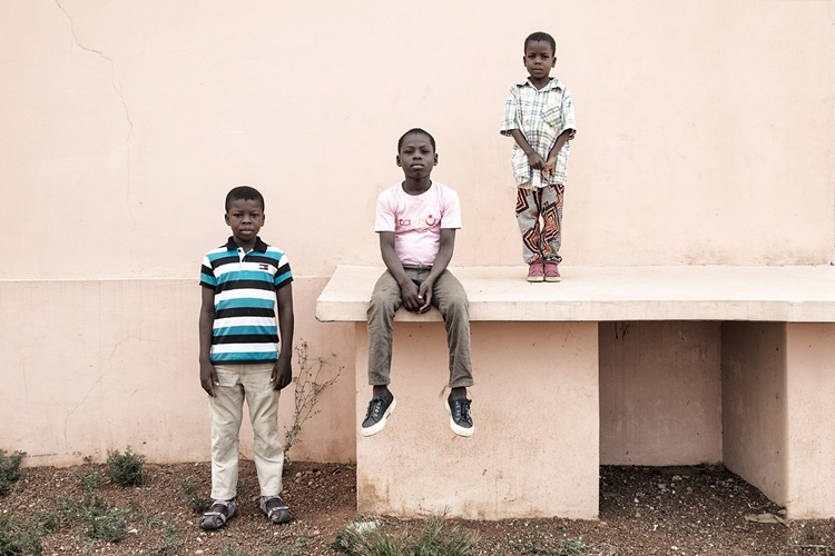 13 Foto keseharian anak-anak di Togo ini menyentuh nurani
