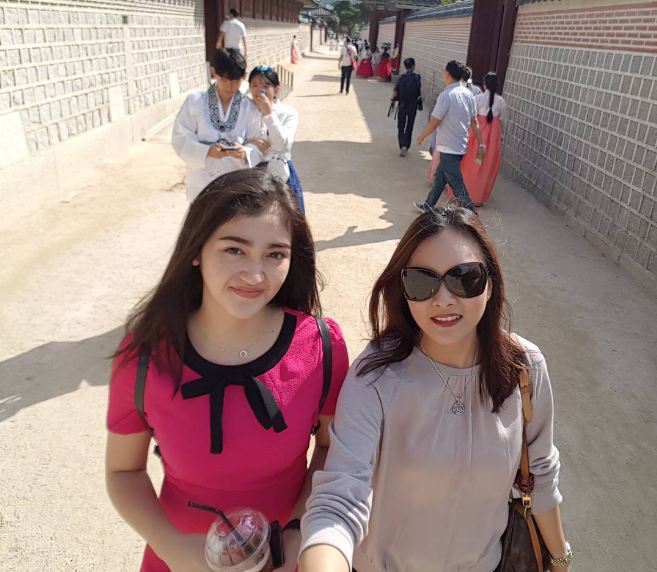 foto ibunda ranty maria ini bikin gagal fokus © 2017 instagram foto ibunda ranty maria ini bikin gagal fokus © 2017 instagram