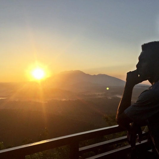 Yanto Basna © 2017 instagram