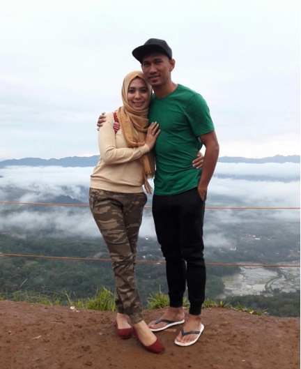 Keluarga Zulkifli  © 2017 instagram Keluarga Zulkifli  © 2017 instagram