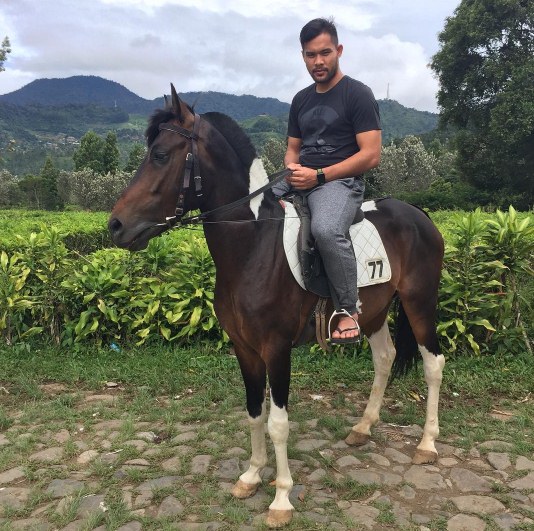 Andritany Meiga  © 2017 instagram Andritany Meiga  © 2017 instagram