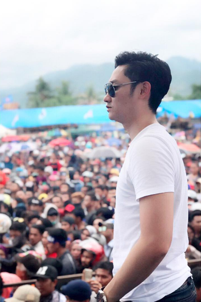 Angga Wijaya © 2017 instagram.com/anggawijaya88