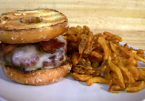 Selain unik, 10 donat ini juga bikin kamu nggak bisa nahan air liur