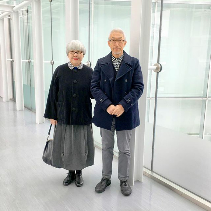 37 Tahun menikah, pasangan ini selalu memakai pakaian couple