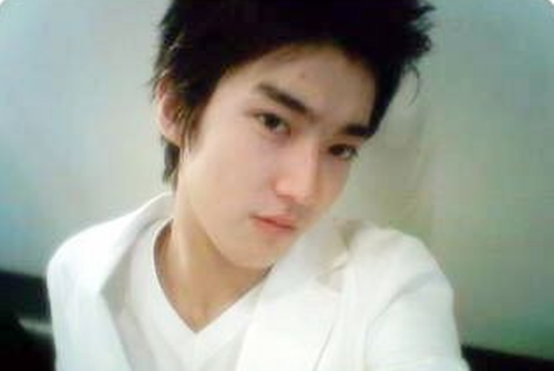 10 Foto transformasi Choi Siwon, anggota Suju yang ganteng sejak lahir