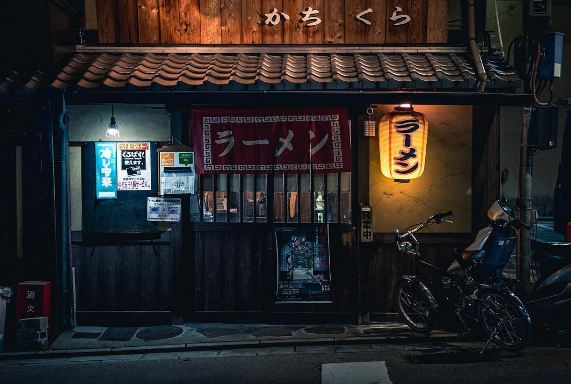 13 Foto ini bukti indahnya Kyoto nggak kalah sama Tokyo, keren abis