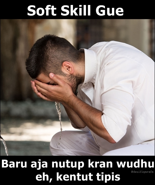 9 Meme 'macam-macam softskill' ini lucunya bikin kamu tersenyum getir