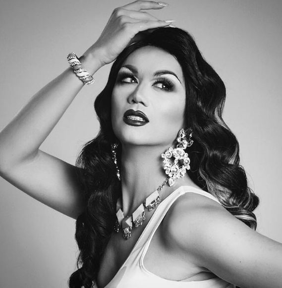 Dikenal cantik dan seksi, 15 'drag queen' ini bikin iri cewek tulen