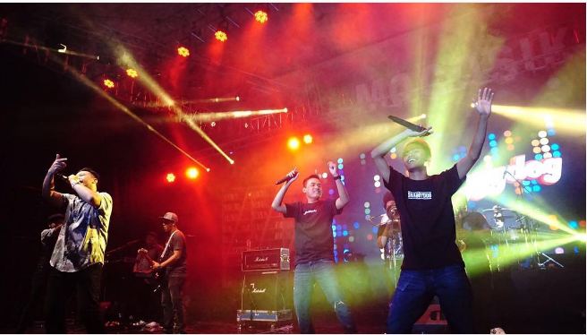 NDX A.K.A: Dulu kuli dan juru parkir, kini duo hip hop dangdut ngetop