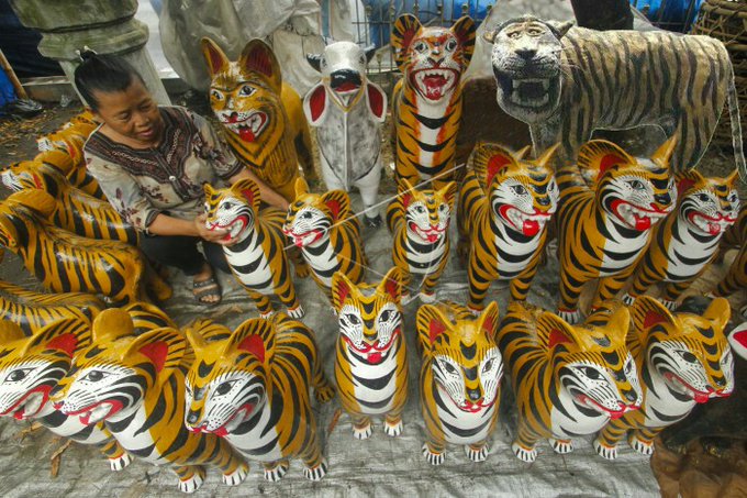 Patung harimau dirobohkan, 15 meme ini siap hibur kamu yang sedih