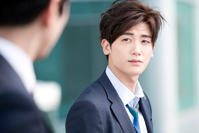 Park Hyung-sik, si ganteng di K-Drama Strong Woman Do Bong Soon
