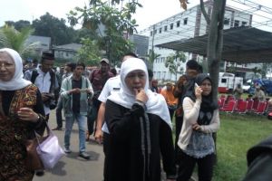 Kepada Mensos Khofifah Hasyim Muzadi berpesan islam sebagai penyejuk