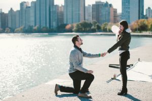 Cek yuk, kamu tipe suka nembak duluan atau nunggu ditembak buat jadian