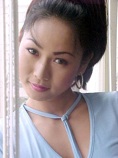 10 Foto transformasi Inul Daratista, dari polos sampai ala cewek Korea