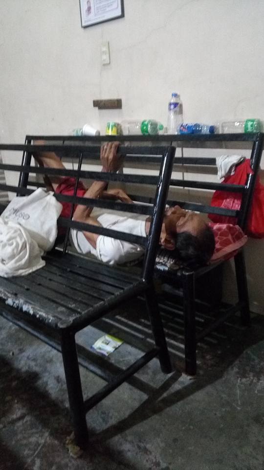 Kisah sedih kakek ditelantarkan anak kandungnya di rumah sakit, miris