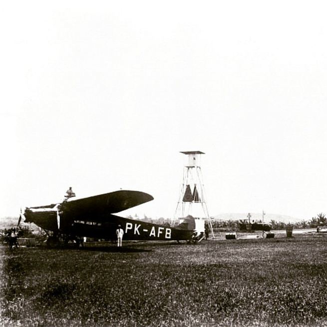 10 Foto jadul suasana Jakarta saat awal kemerdekaan ini penuh makna