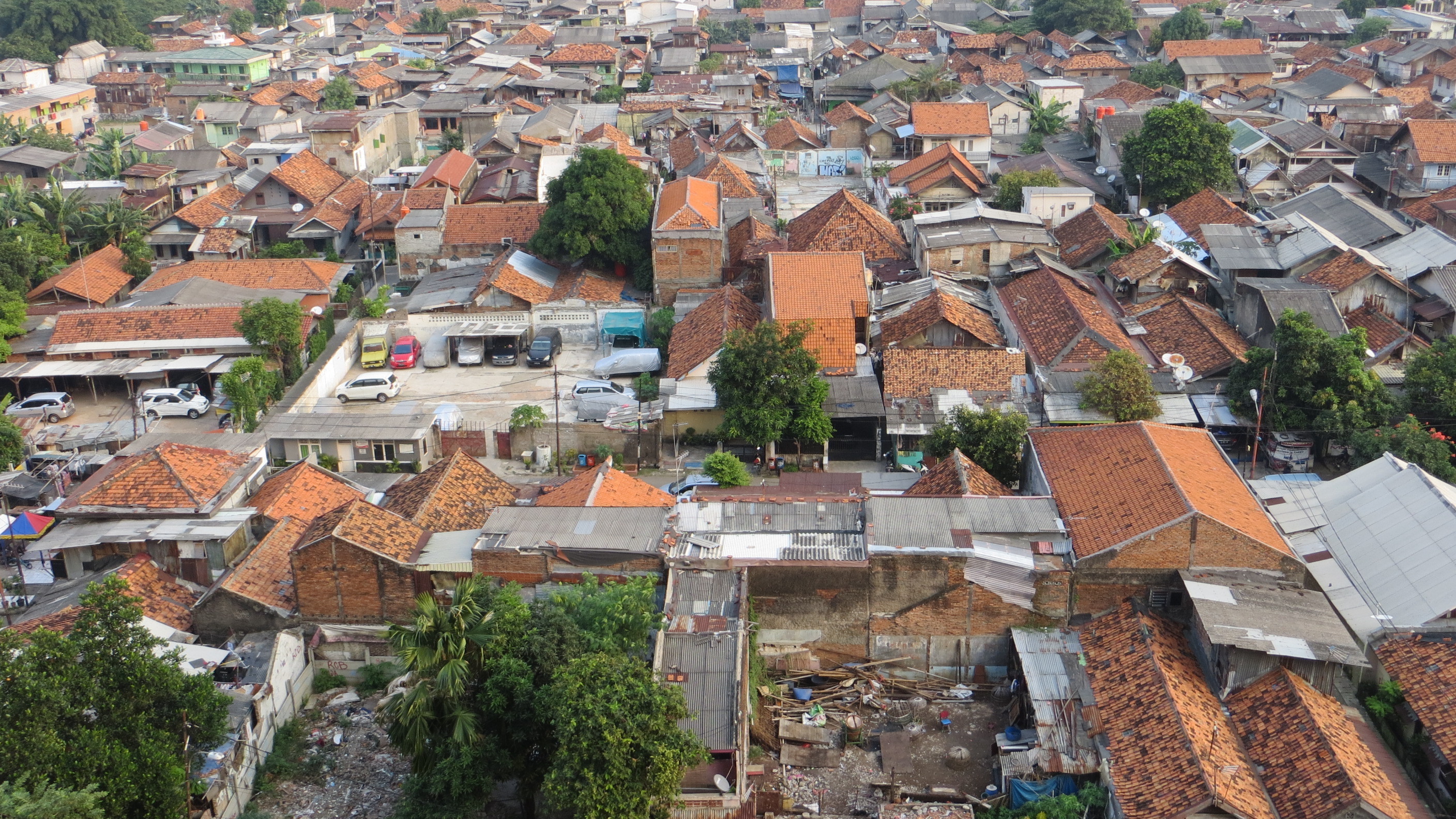 Jakarta #39 s Kampung Tongkol Goes Green To Fight Eviction