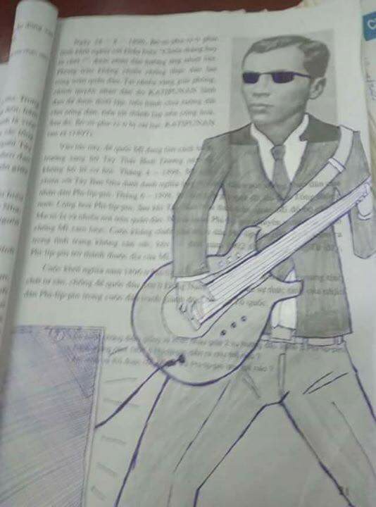 10 Gambar iseng usir bosan di kelas ini kreatif abis dan bikin ngakak