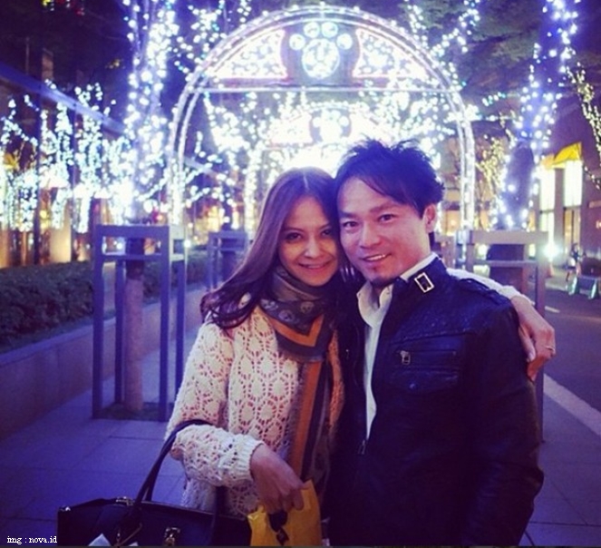 Pernah duet, ini beda gaya Tika dan Tiwi eks T2 sekarang